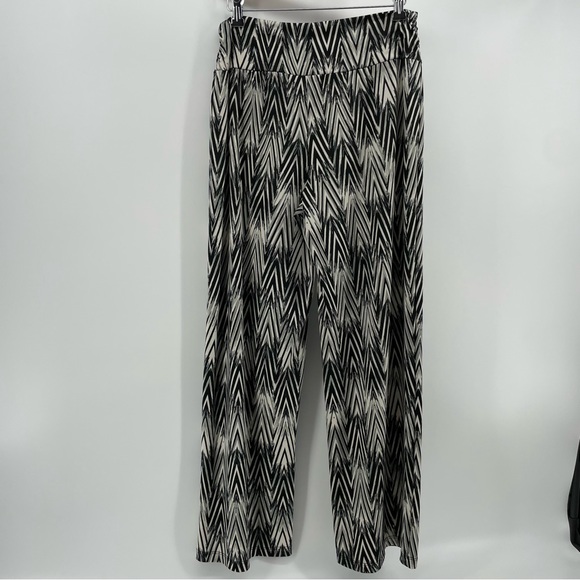Apt. 9 Black/Gray Chevron Flowy Pants M - Picture 3 of 4